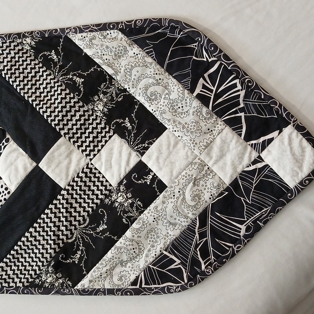 Handmade Table Runner - Picture 5 of 11
